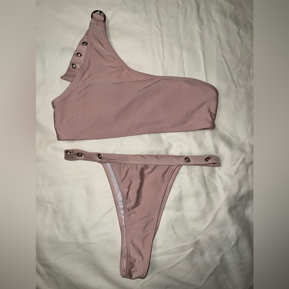 SHEIN Swim One Shoulder Buckle Top with Bottoms - Picture 2 of 4